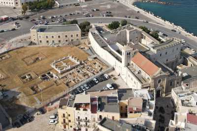 Santa Scolastica e San Pietro: l� dove � possibile ripercorrere la storia pi� antica di Bari